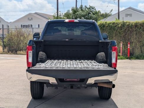 Used 2019 Ford F250 XL w/ STX Appearance Package AWD/4WD image 6