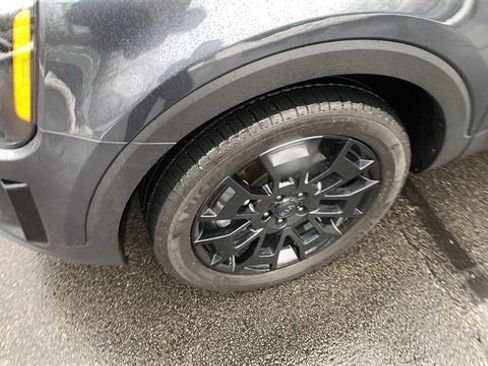 Used 2021 Kia Telluride EX w/ EX Premium Package image 34