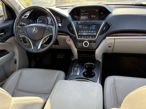 Used 2018 Acura MDX FWD image 19