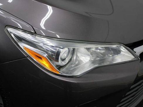 Used 2015 Toyota Camry XLE image 7