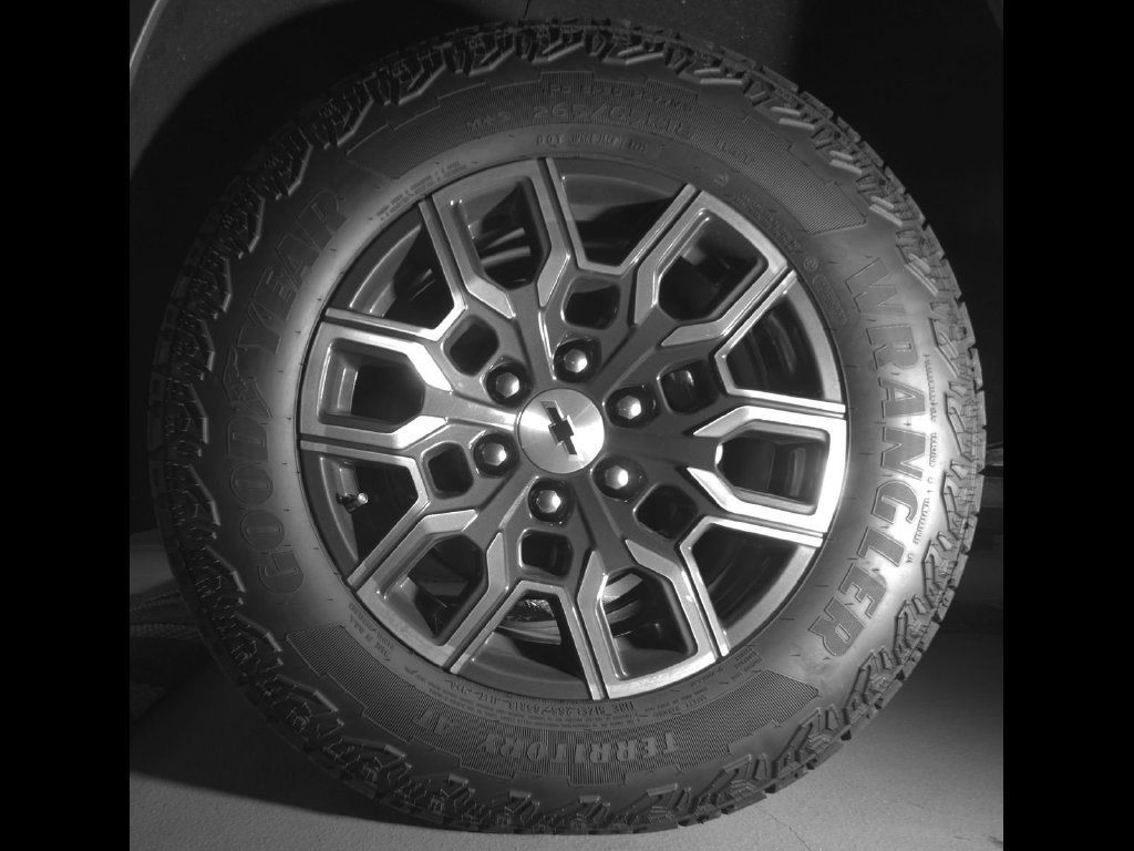 Used 2026 Chevrolet Colorado Z71 w/ Technology Package AWD/4WD image 9