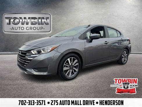 Used 2023 Nissan Versa SV image 1