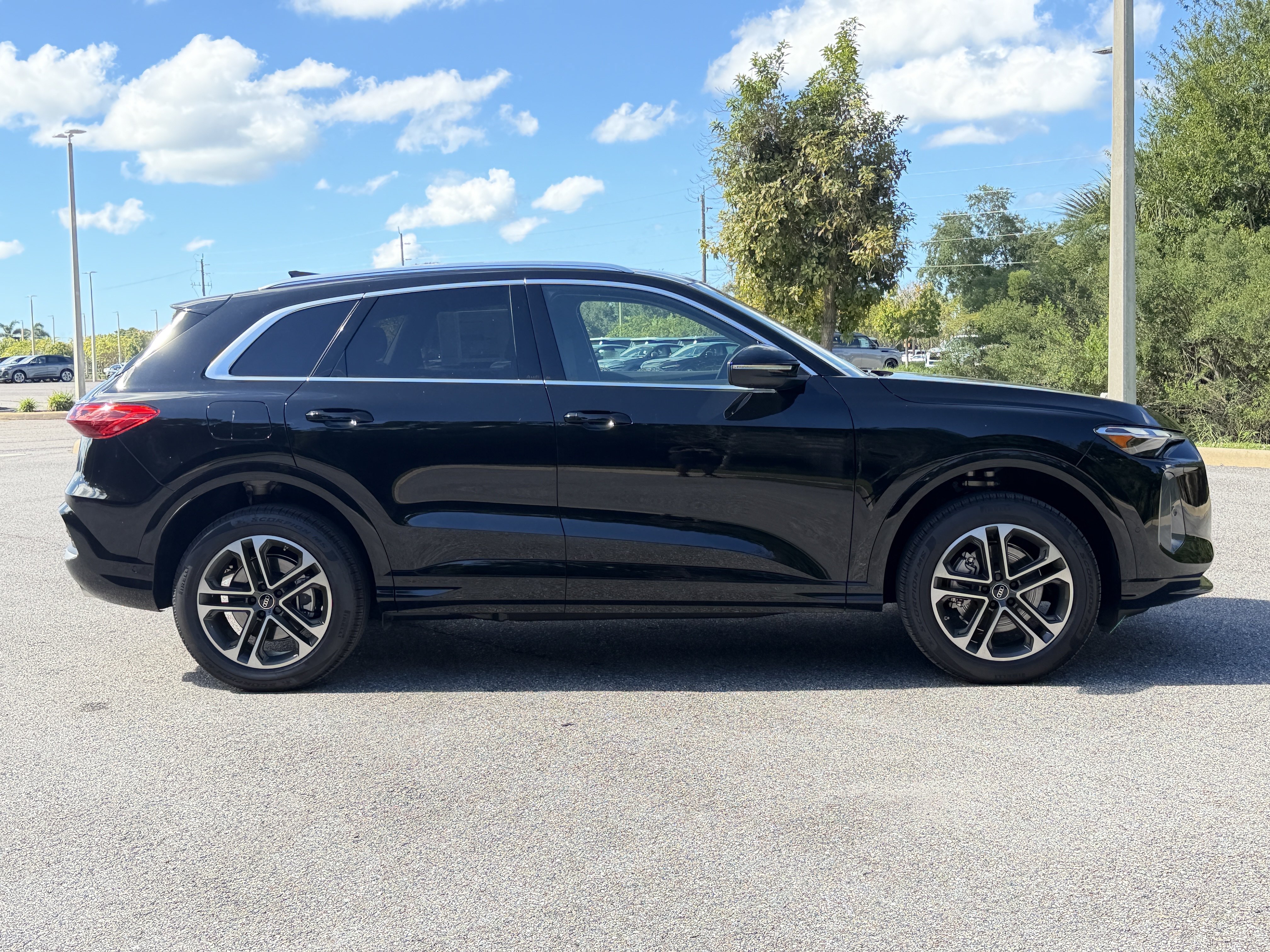 New 2026 Audi Q5 Premium AWD/4WD image 8