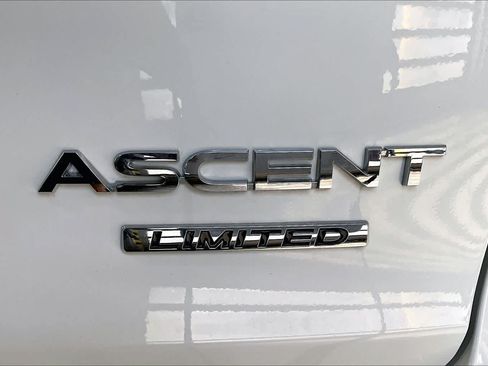 Used 2023 Subaru Ascent Limited w/ Technology Package AWD/4WD image 10