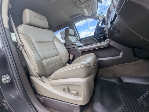 Used 2015 GMC Sierra 2500 Denali w/ Duramax Plus Package AWD/4WD image 20