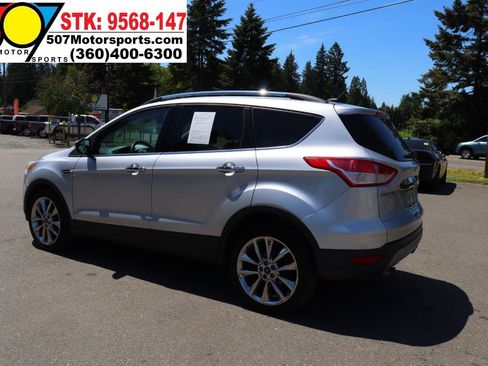 Used 2016 Ford Escape SE w/ SE Chrome Package AWD/4WD image 6