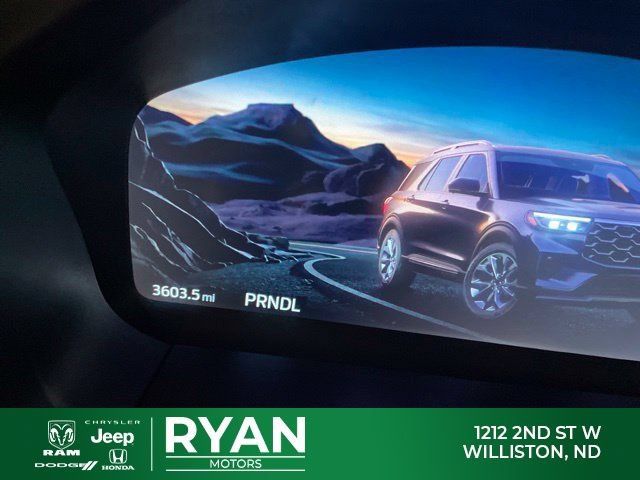 Used 2026 Ford Explorer Active w/ Active Comfort Package AWD/4WD image 5