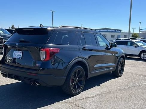 Certified 2023 Ford Explorer ST w/ Equipment Group 401A AWD/4WD image 3