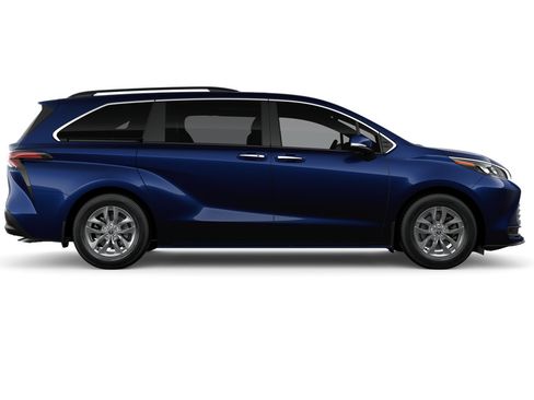 New 2026 Toyota Sienna XLE AWD/4WD image 42