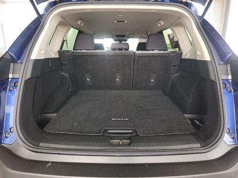 Certified 2023 Nissan Rogue SV FWD image 13