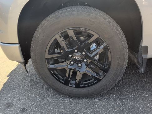 Used 2022 Chevrolet Silverado 1500 Custom RWD image 11