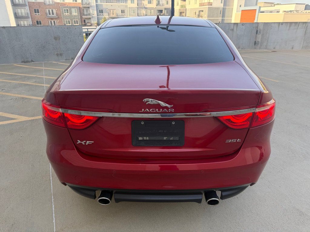 Used 2017 Jaguar XF Premium RWD image 4
