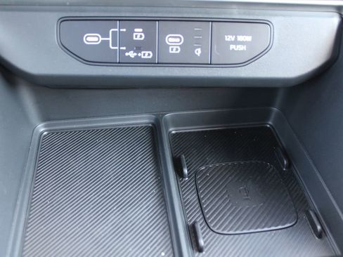 New 2026 Kia Carnival EX image 50