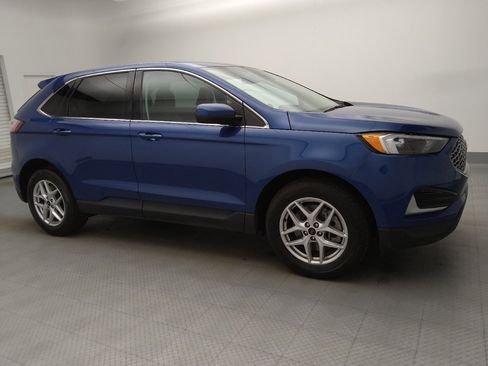 Used 2023 Ford Edge SEL image 11