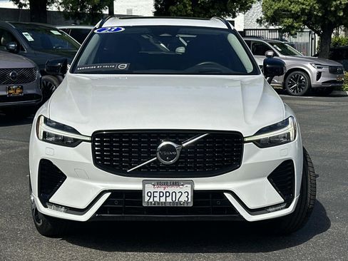 Certified 2023 Volvo XC60 B5 Ultimate image 2