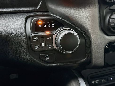 Used 2019 RAM 1500 Big Horn AWD/4WD image 16