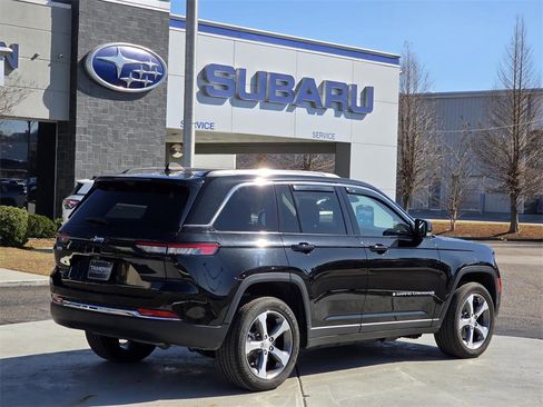 Used 2023 Jeep Grand Cherokee 4WD 4xe w/ Luxury Tech Group II image 5