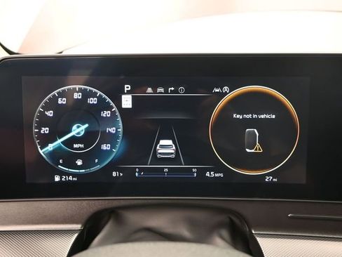 Used 2025 Kia Sportage SX FWD image 8