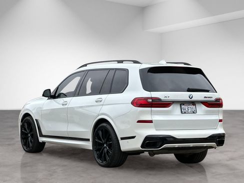 Used 2021 BMW X7 M50i AWD/4WD image 4