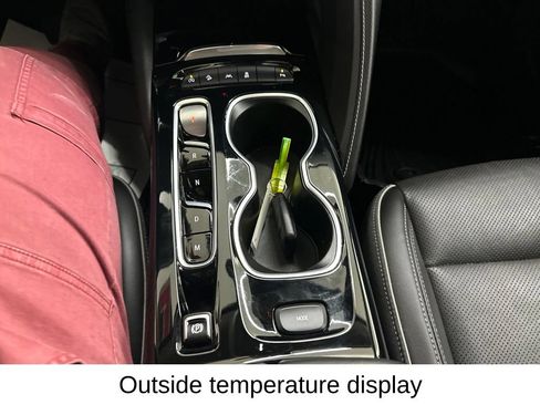 Used 2021 Buick Envision Essence AWD/4WD image 50