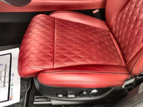 Used 2025 Genesis GV70 3.5T Sport w/ Sport Prestige Package image 12