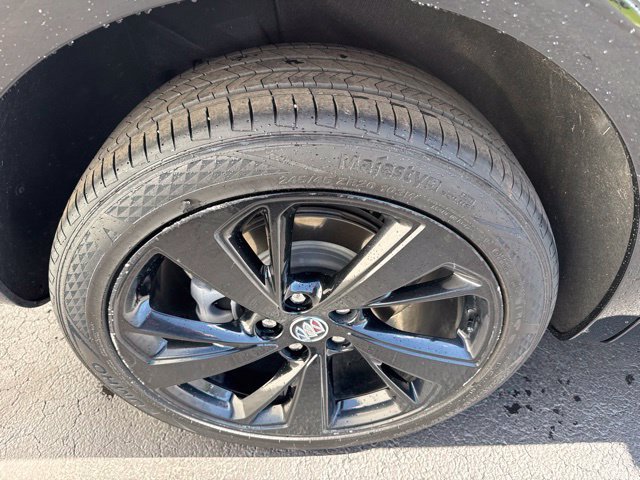 Used 2023 Buick Envision Preferred w/ Sport Touring Package AWD/4WD image 6