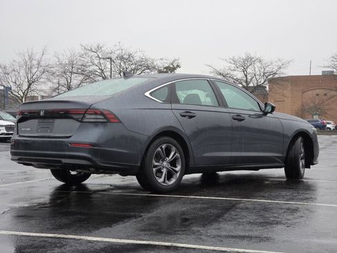 Used 2023 Honda Accord EX image 18