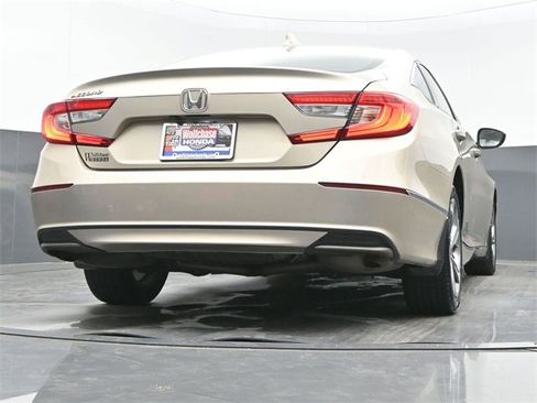 Certified 2018 Honda Accord EX image 25