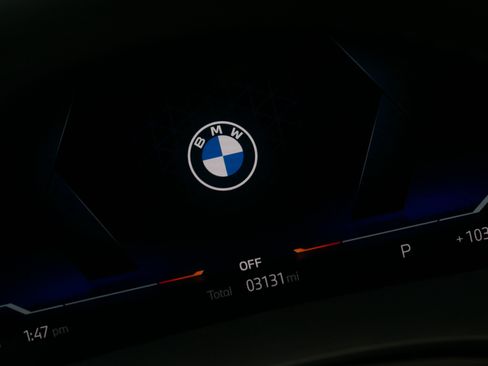 Used 2026 BMW X5 xDrive40i w/ M Sport Package AWD/4WD image 36