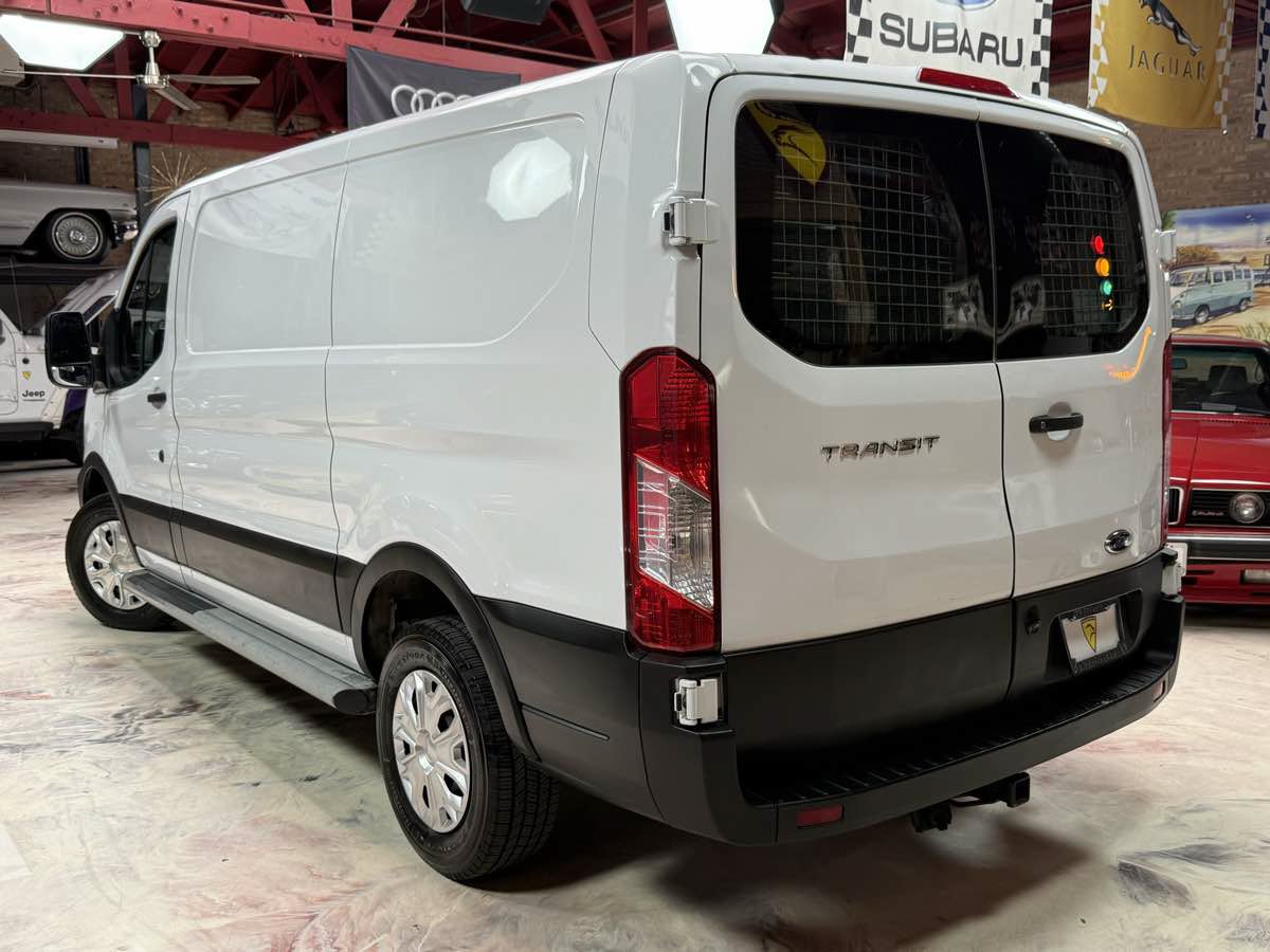 Used 2020 Ford Transit 250 Low Roof w/ Exterior Upgrade Package RWD image 6