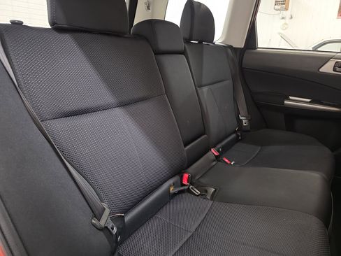 Used 2011 Subaru Forester 2.5X w/ Alloy Wheel Value Pkg image 38