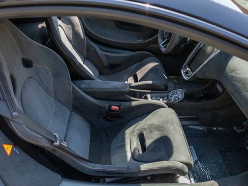 Used 2019 McLaren 600LT RWD image 66
