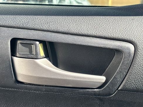 Used 2012 Toyota Camry LE image 8