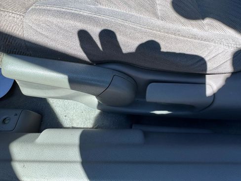 Used 2010 Honda Civic LX image 35