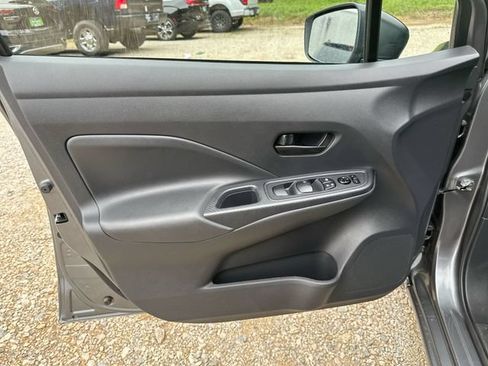 Used 2024 Nissan Versa S w/ Trunk Package FWD image 25