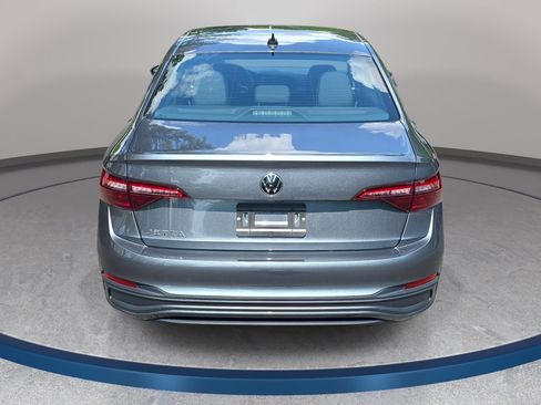 Certified 2024 Volkswagen Jetta Sport FWD image 6
