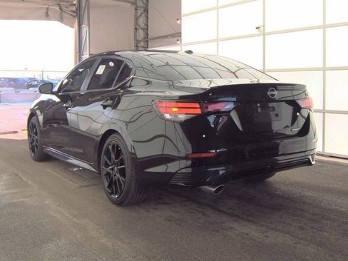 Certified 2025 Nissan Sentra SR w/ Midnight Edition image 7