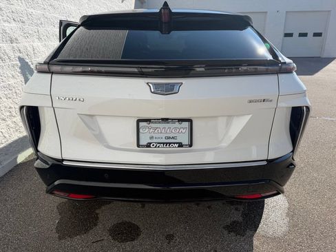 Used 2024 Cadillac Lyriq Luxury AWD/4WD image 22