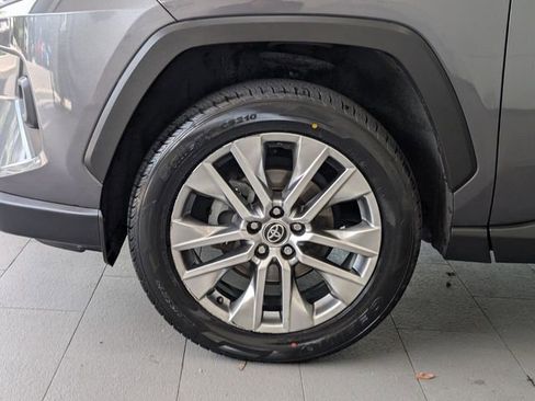Used 2024 Toyota RAV4 XLE Premium FWD image 4