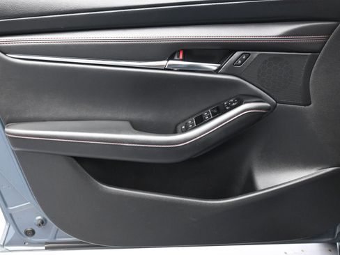 Used 2024 MAZDA MAZDA3 s image 18