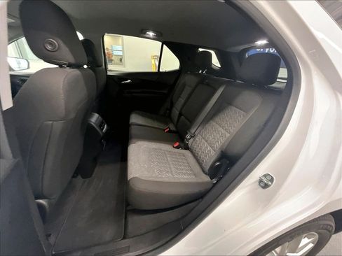 Used 2023 Chevrolet Equinox LT w/ Driver Convenience Package AWD/4WD image 15