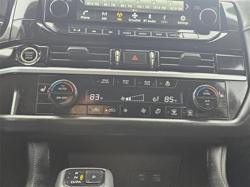 Used 2022 Nissan Pathfinder SL image 25