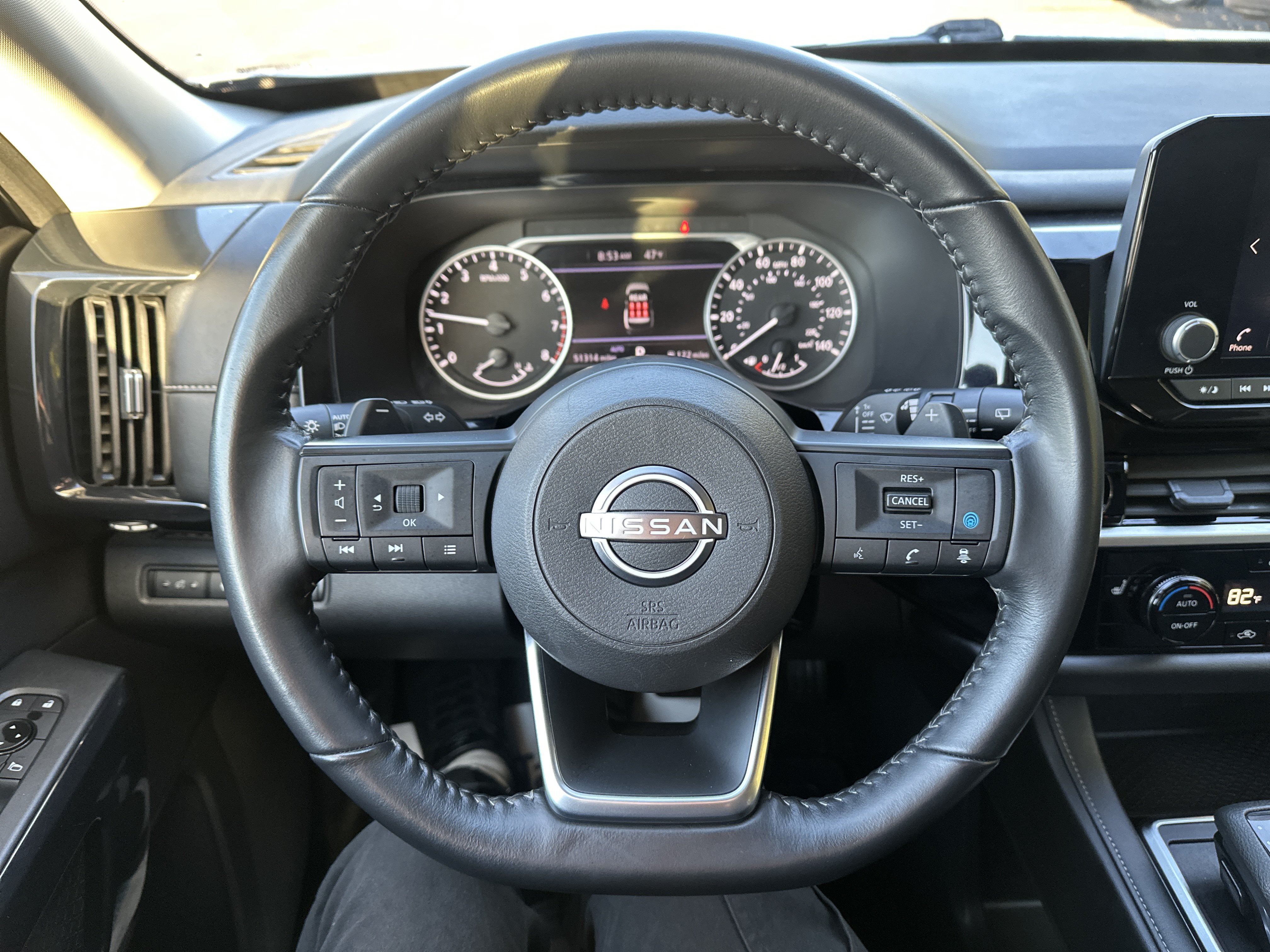 Used 2025 Nissan Pathfinder SV AWD/4WD image 13
