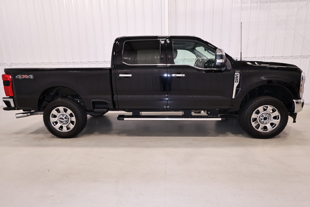Certified 2026 Ford F250 Lariat w/ Chrome Package AWD/4WD image 2
