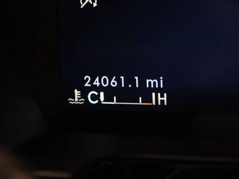 Used 2023 Lincoln Corsair Reserve w/ Jet Appearance Package AWD/4WD image 13