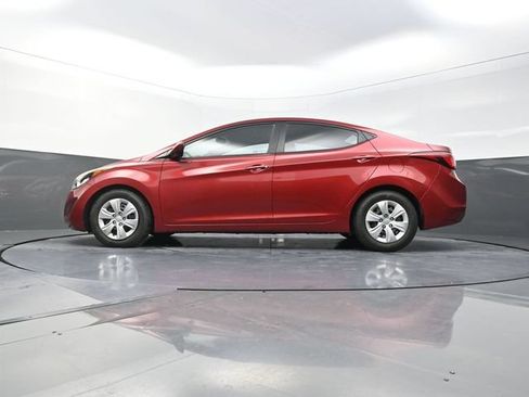 Used 2016 Hyundai Elantra SE FWD image 33