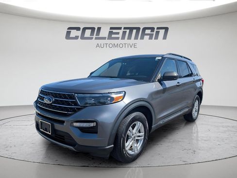 Used 2022 Ford Explorer XLT w/ Equipment Group 202A AWD/4WD image 1