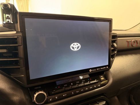 Used 2023 Toyota Tundra TRD Pro w/ TRD Pro Tow Package AWD/4WD image 25