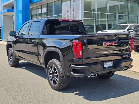Used 2025 GMC Sierra 1500 AT4 w/ AT4 Preferred Package AWD/4WD image 3