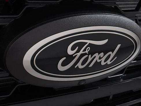 New 2026 Ford F350 XLT w/ XLT Premium Package AWD/4WD image 20